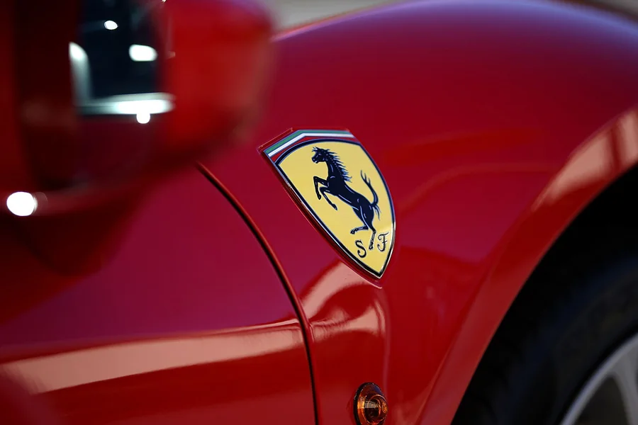Ferrari logo